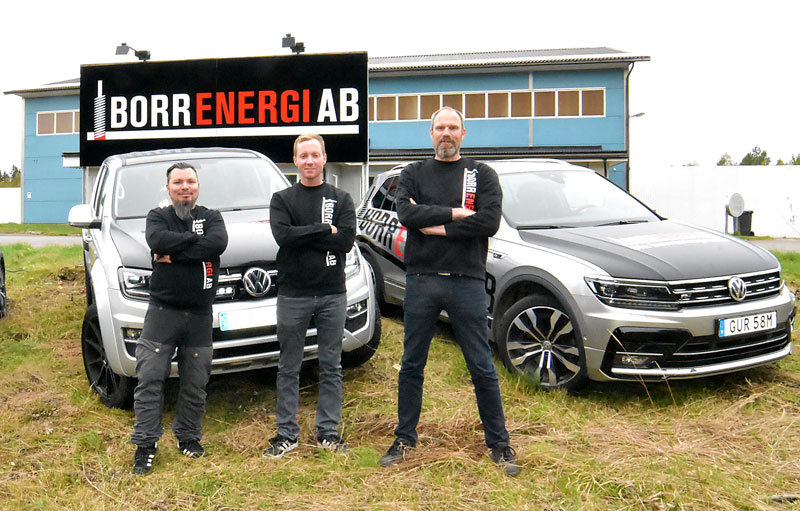 Niklas, Magnus, Emil - Kontakta oss - Vi är specialister på brunnsborrning, hammarborrning, energiborrning och horisontellborrning.